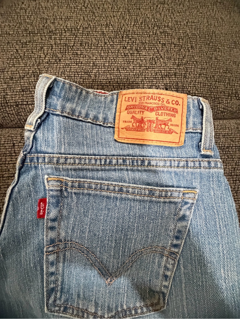 Levi's Light Blue Denim Jean Shorts - Picture 2 of 4